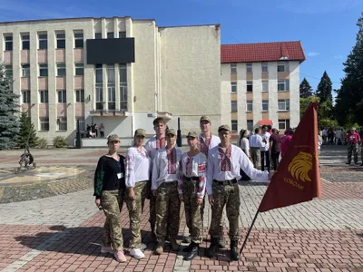 yak-kyivski-sokoly-veukrainsku-dzhuru-pryborkuvaly