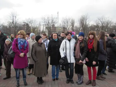 vesnyanij-subotnik-v-parku-vidradnij